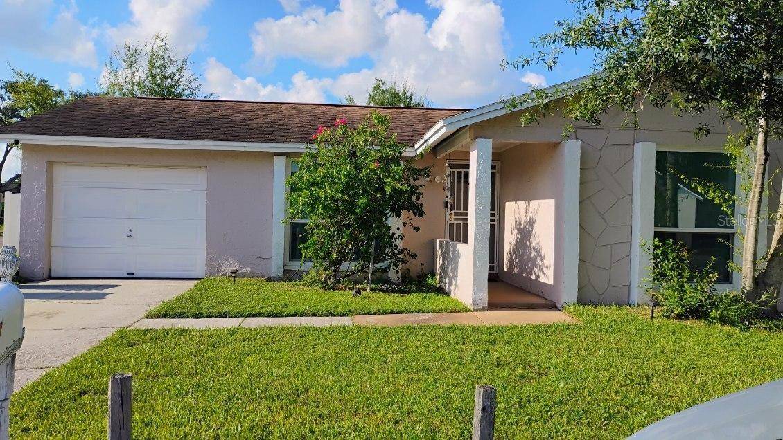 Tampa, FL 33615,10105 PEPPERIDGE CT