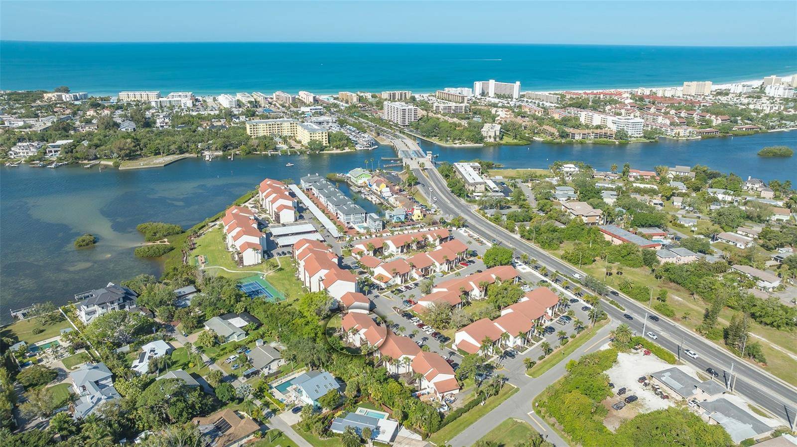 Sarasota, FL 34231,1644 STICKNEY POINT RD #102