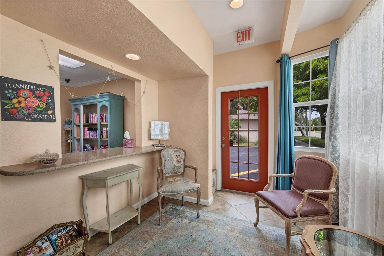 Sarasota, FL 34243,7774 WESTMORELAND DR