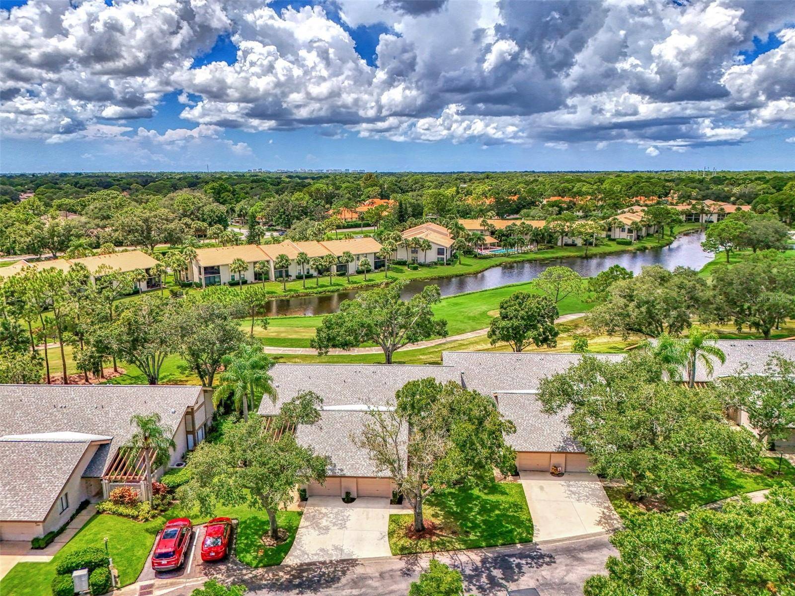 Sarasota, FL 34235,4521 KINGSMERE #6