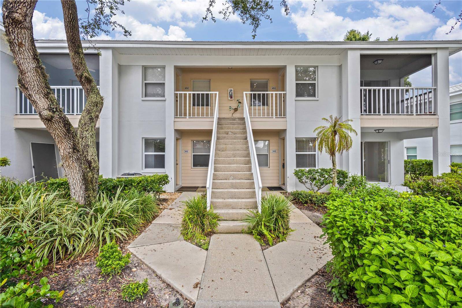 Venice, FL 34293,429 CERROMAR LN #353