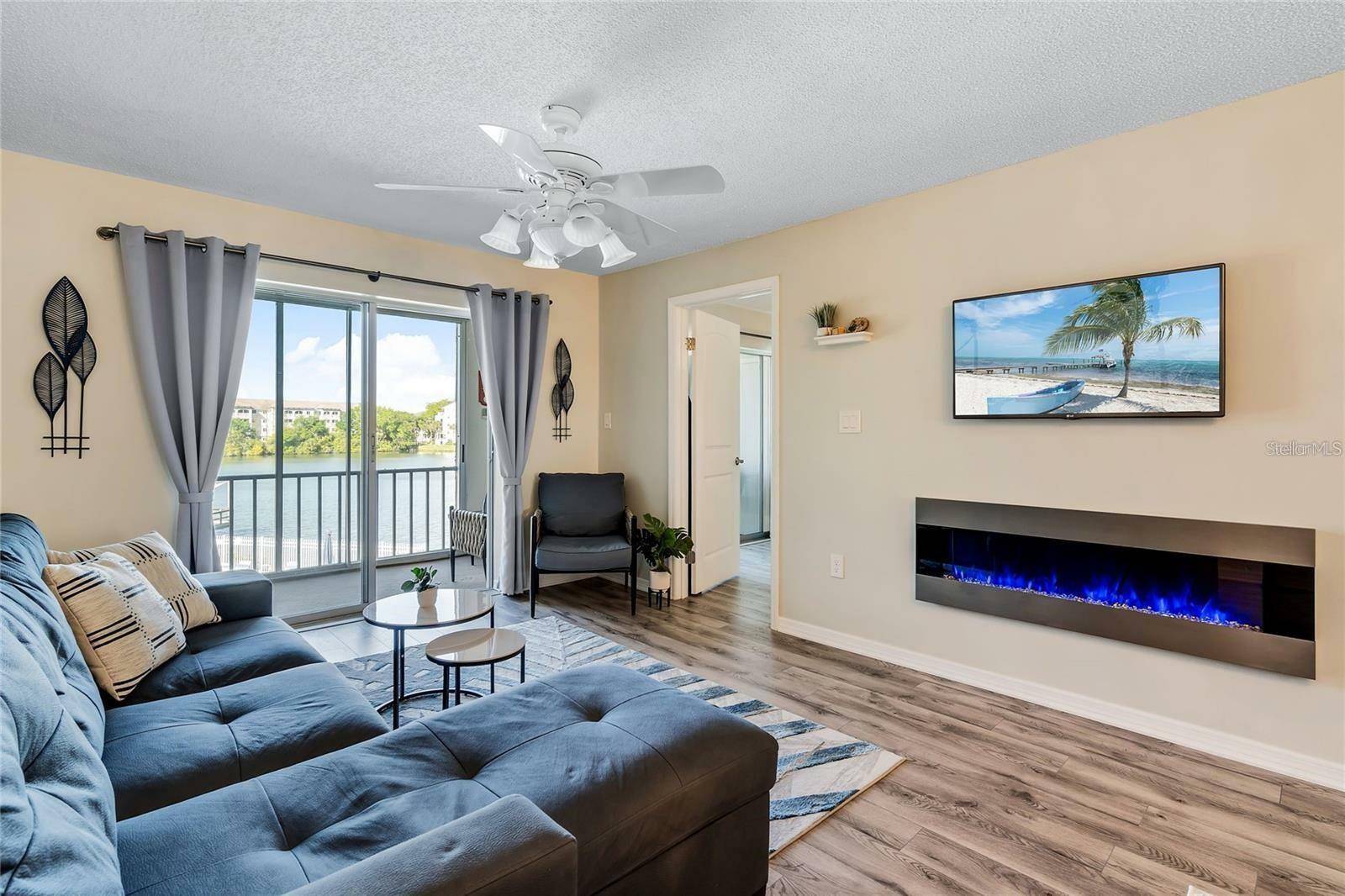 Bradenton, FL 34205,3757 LAKE BAYSHORE DR #307H