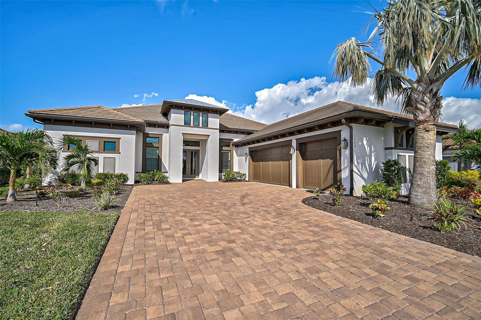 Sarasota, FL 34238,5348 GREENBROOK DR