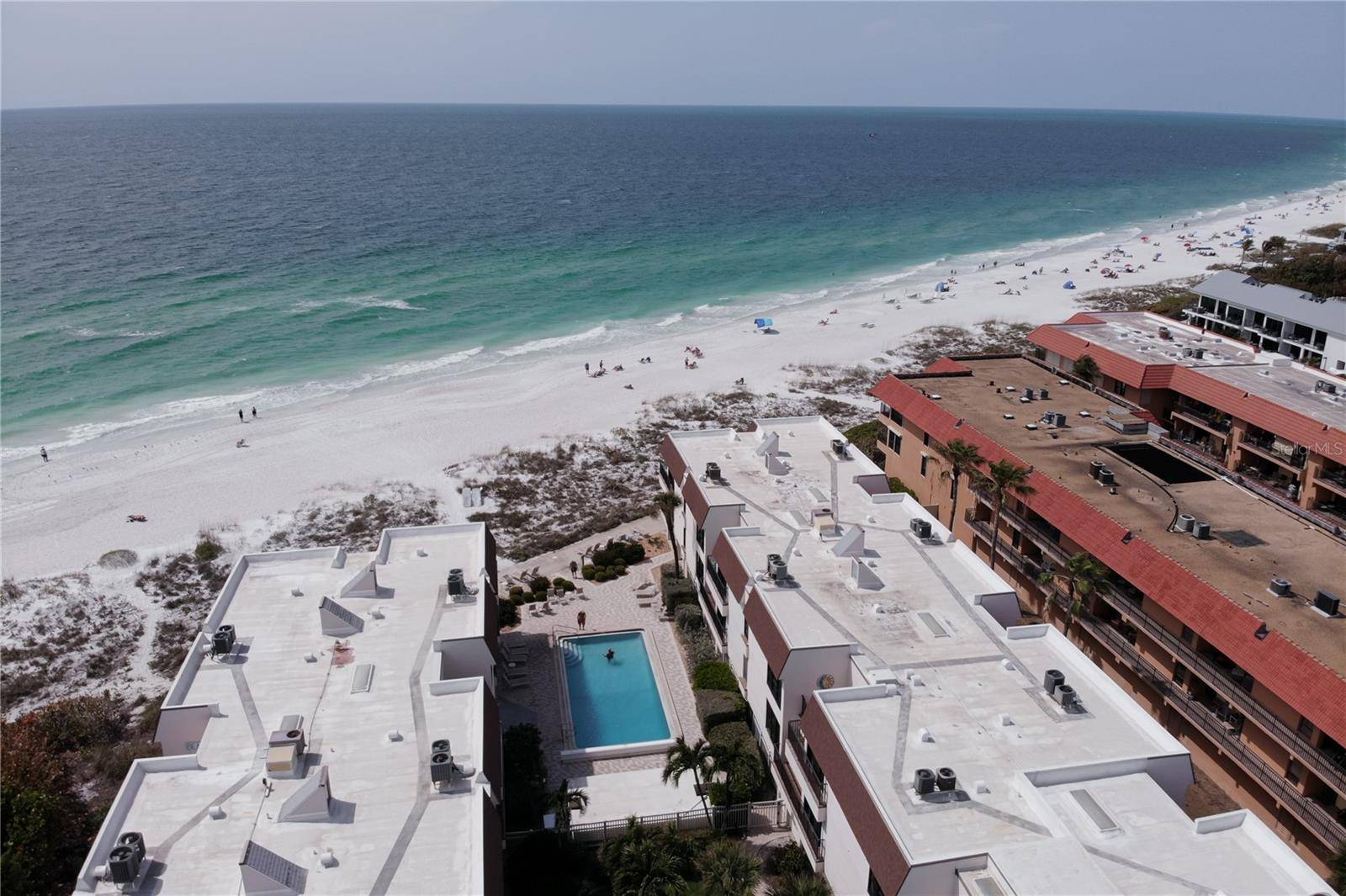 Holmes Beach, FL 34217,5806 GULF DR #103
