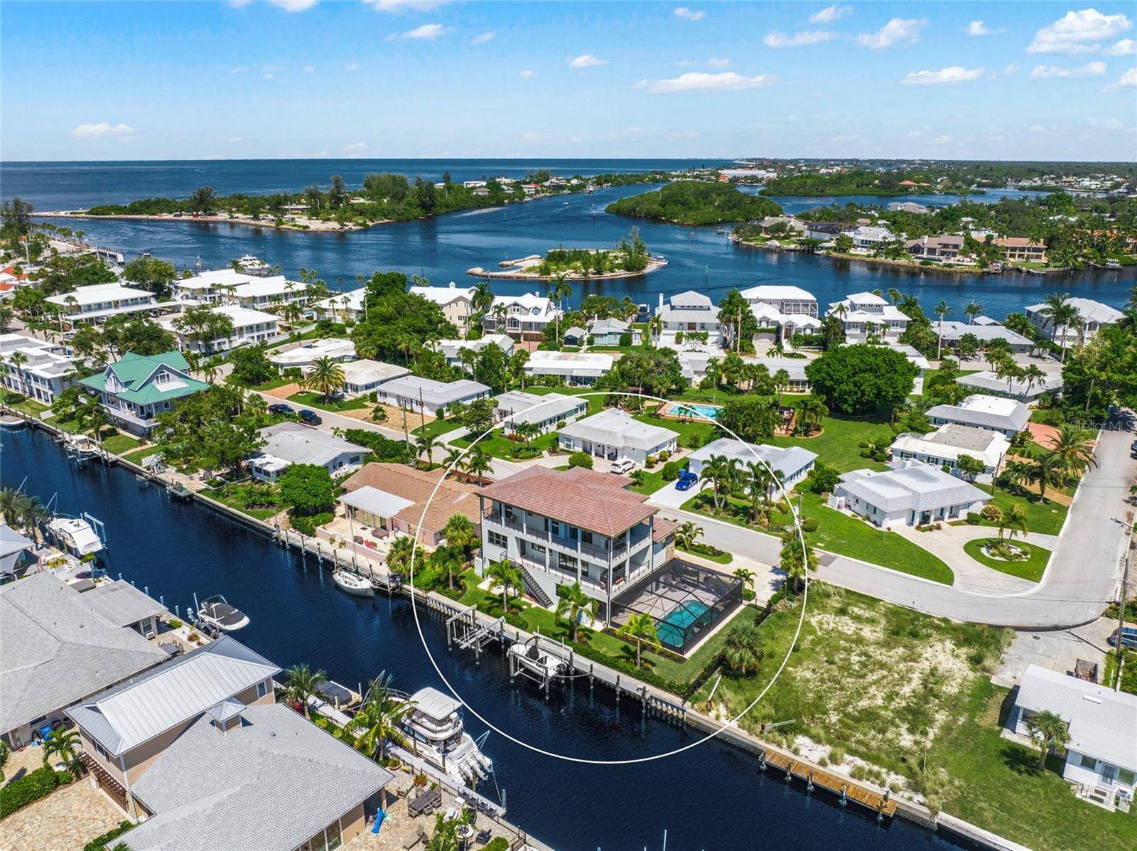 Venice, FL 34285,913 INLET CIR