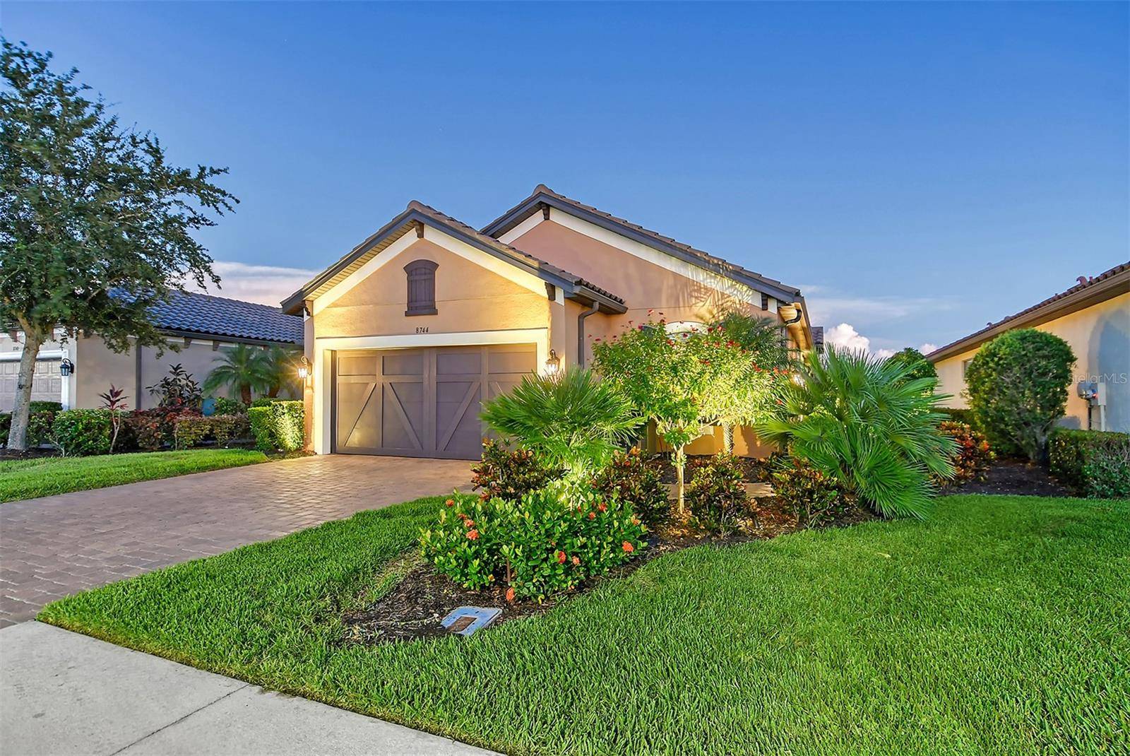 Sarasota, FL 34238,8744 BELLUSSI DR