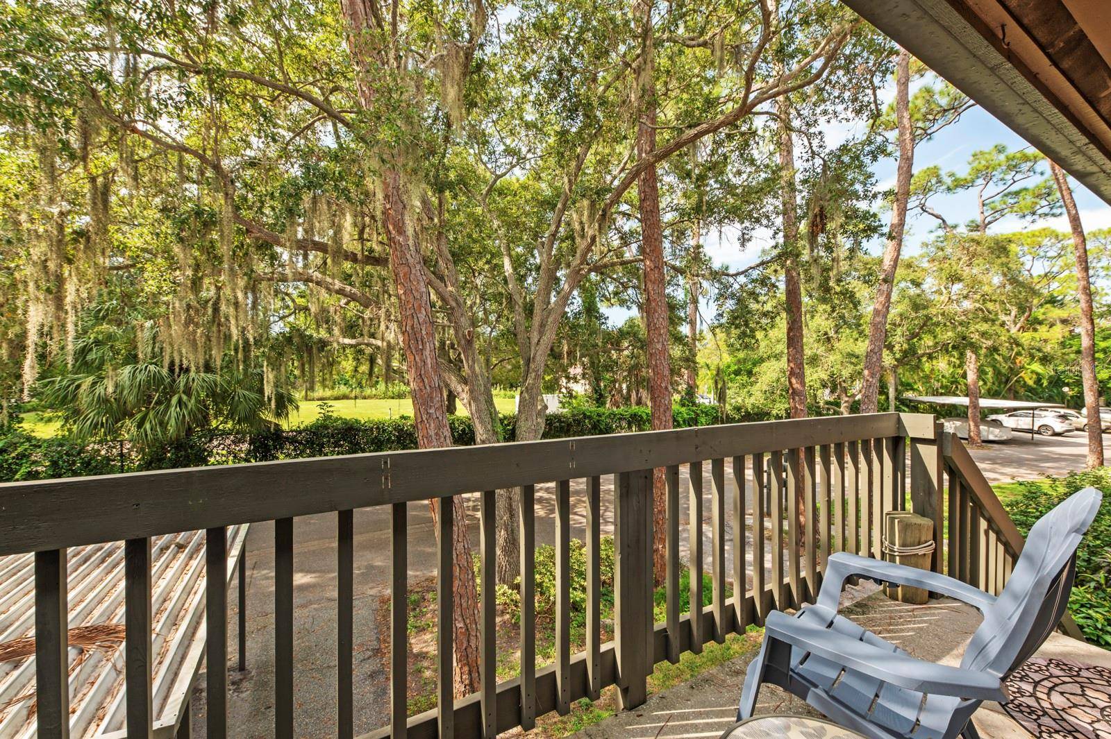 Sarasota, FL 34231,1700 GLENHOUSE DR #406