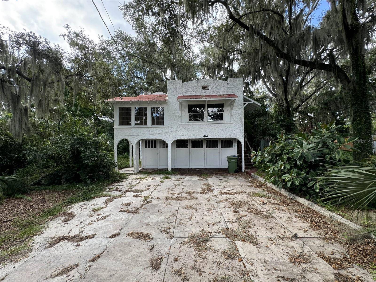 Winter Haven, FL 33881,424 AVENUE B NE
