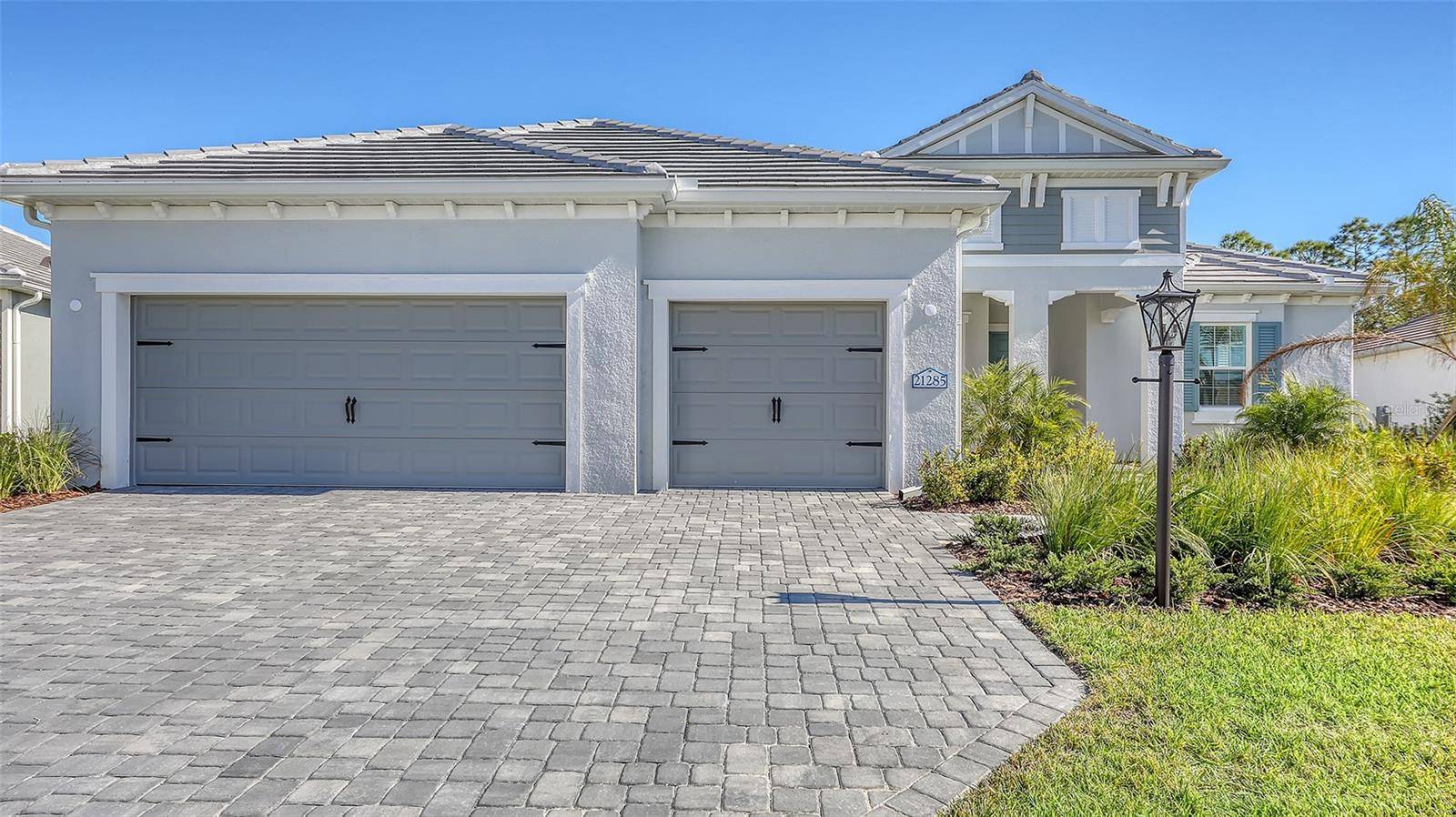 Venice, FL 34293,21285 HOLMES CIR