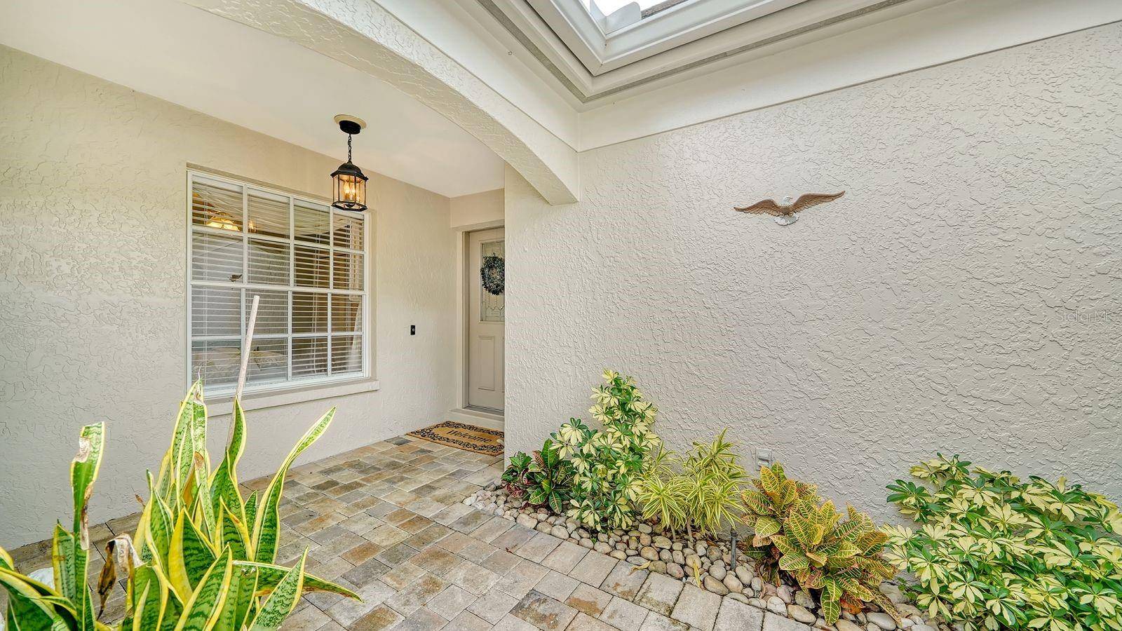 Sarasota, FL 34235,4419 OAKLEY GREENE #19