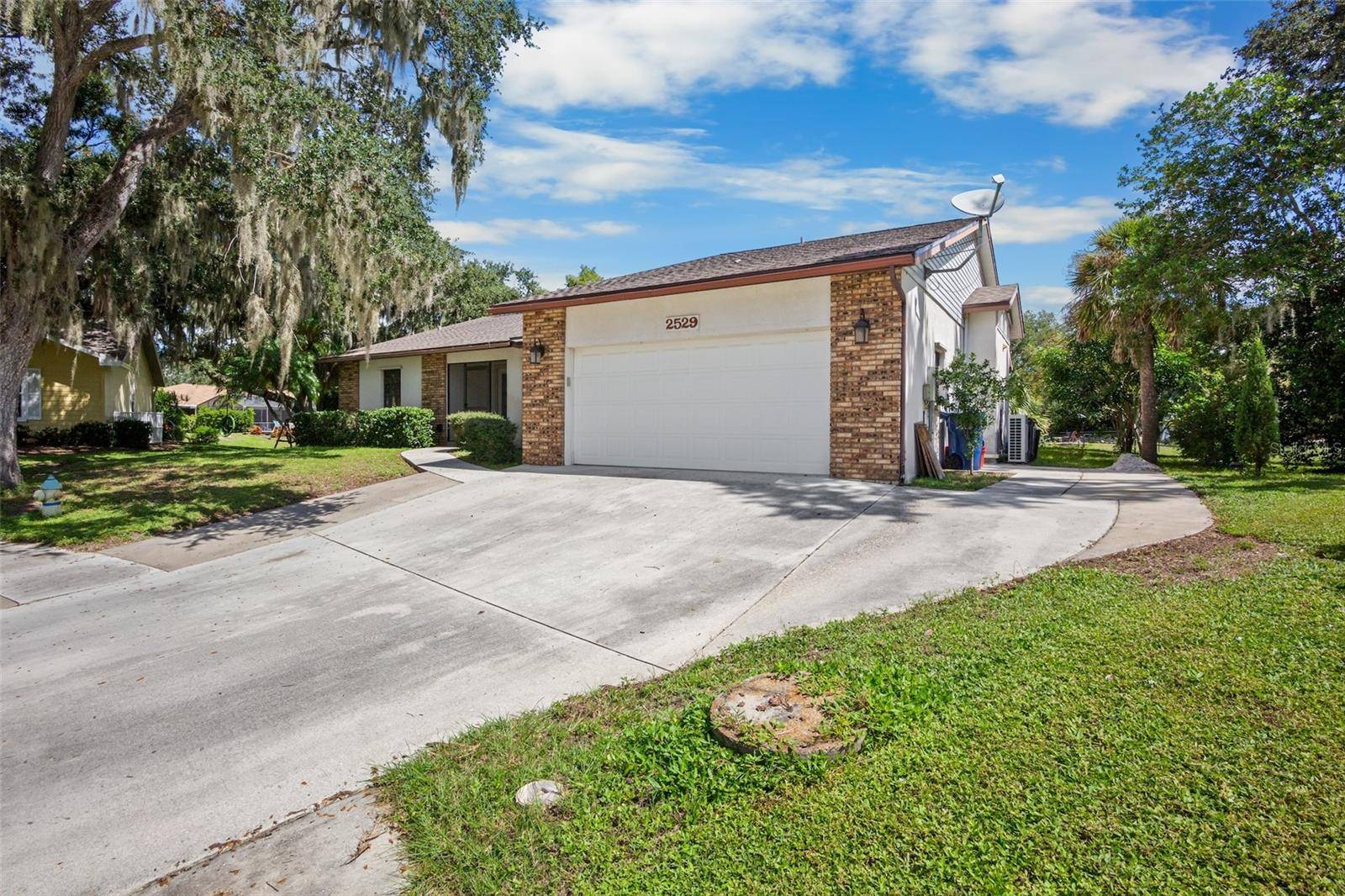 Sarasota, FL 34232,2529 RUSTIC OAK CT CT