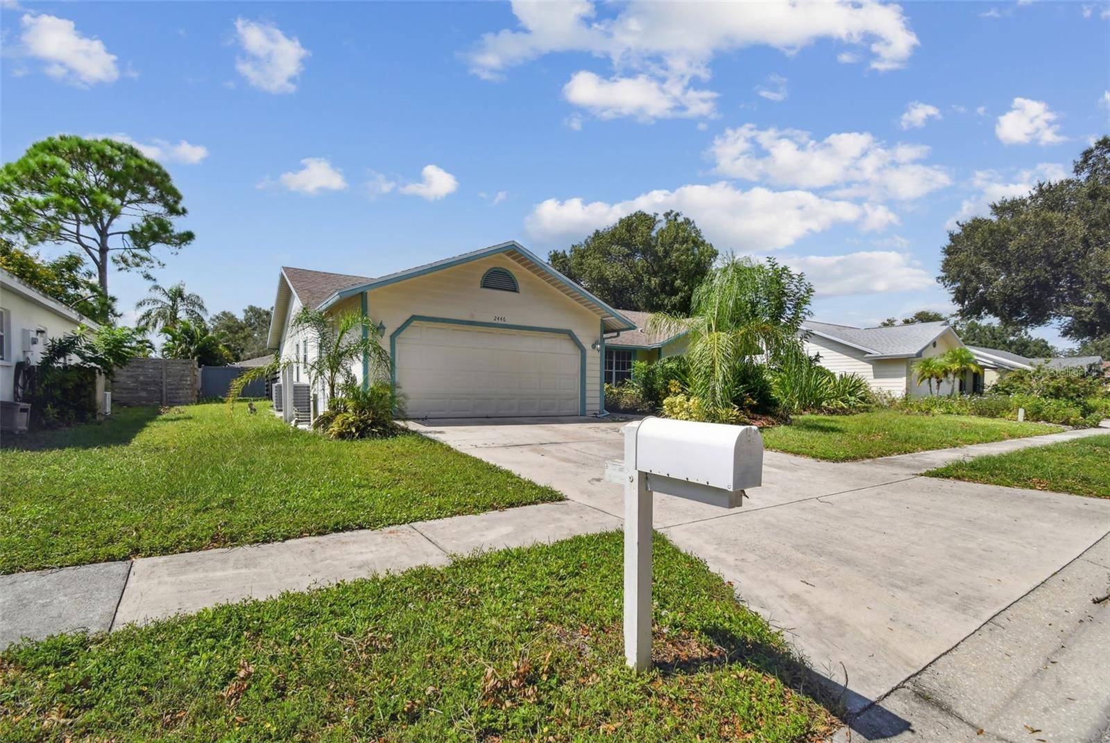 Sarasota, FL 34232,2446 E BURR OAK CT