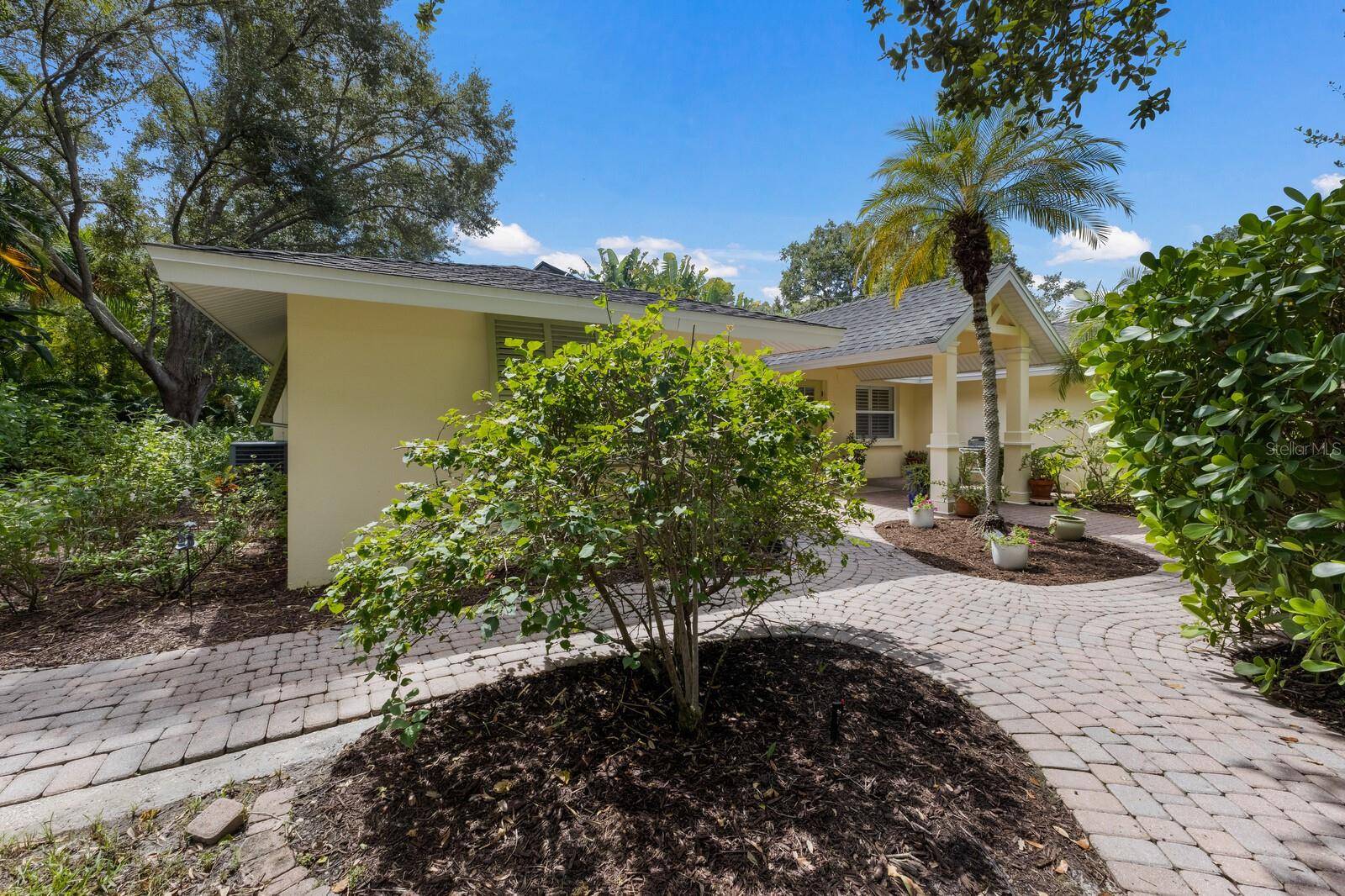Sarasota, FL 34231,1922 FIELD RD