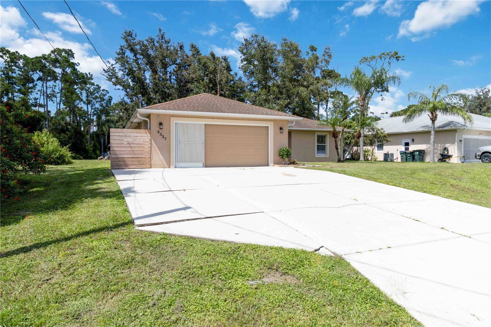 North Port, FL 34291,4337 MERMELL CIR