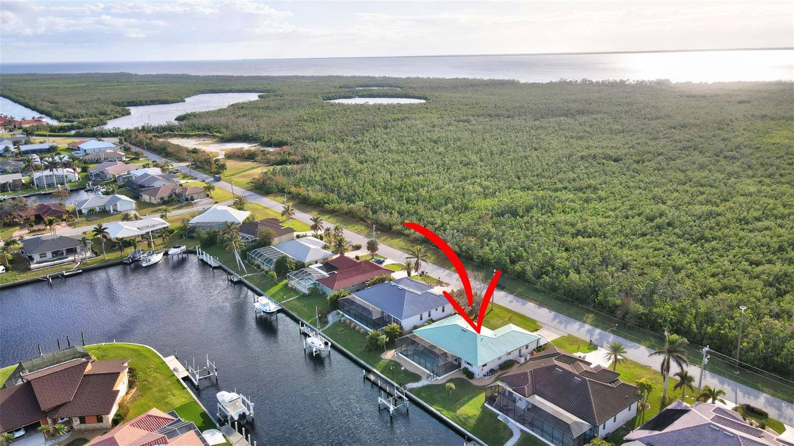 Punta Gorda, FL 33950,252 COLONY POINT DR