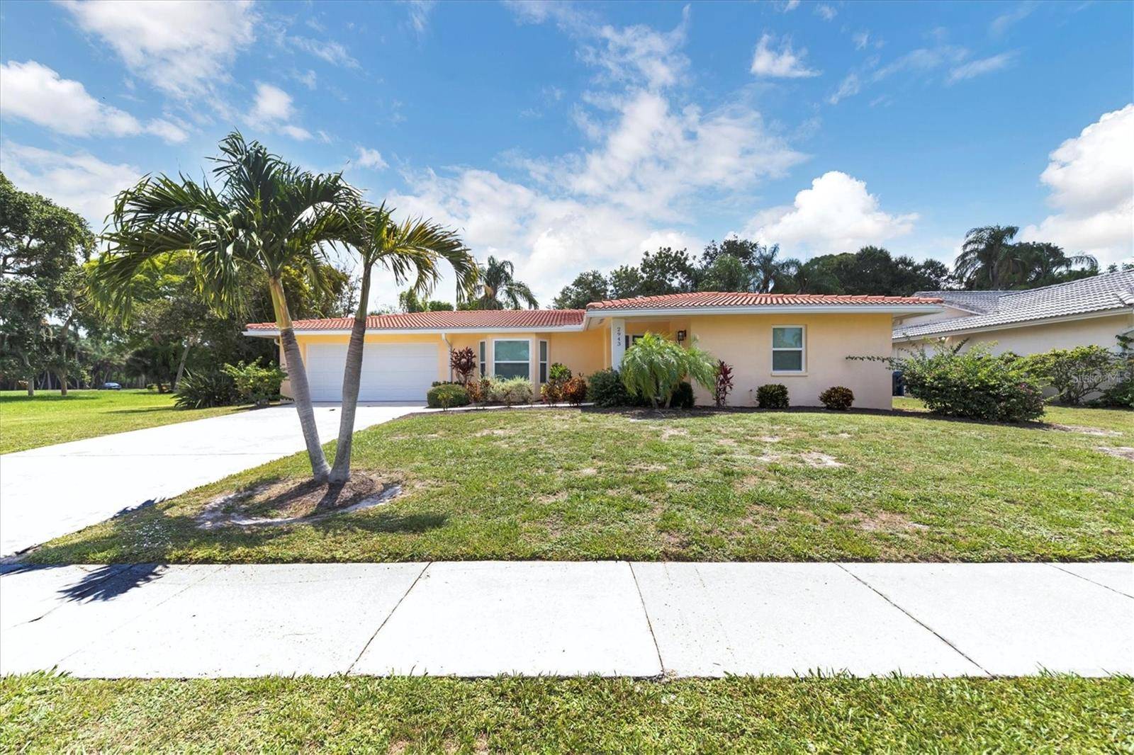 Sarasota, FL 34231,2943 TUCKERSTOWN DR