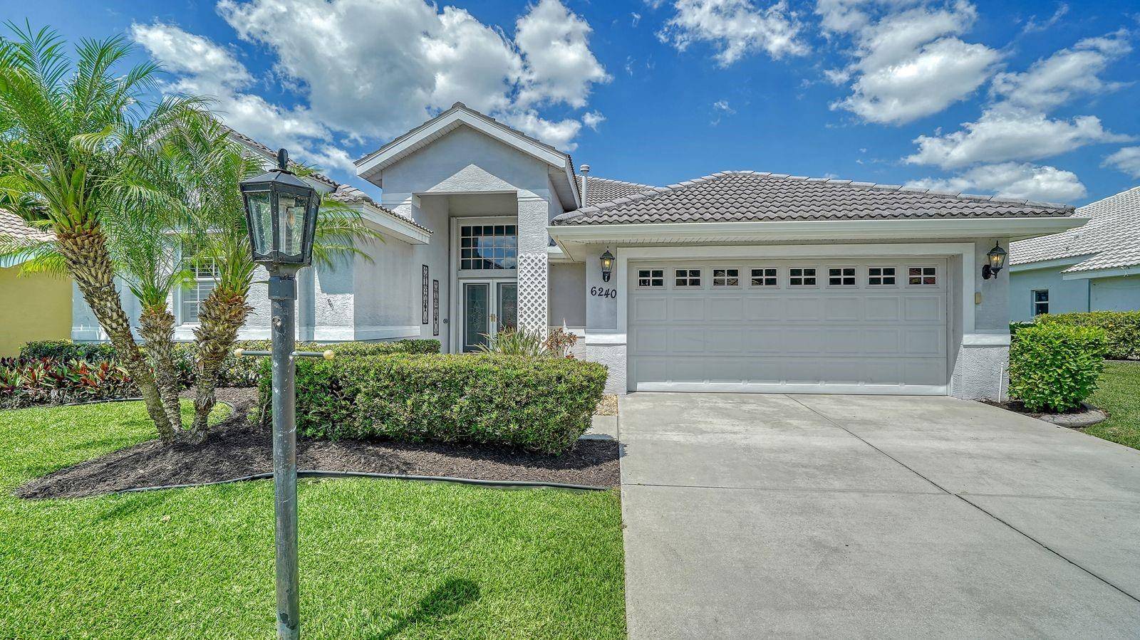 Sarasota, FL 34238,6240 DONNINGTON CT