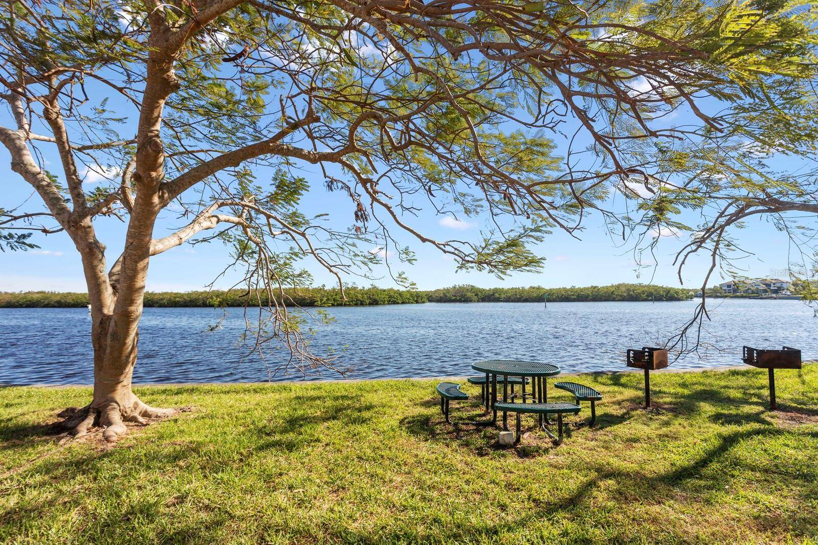 Ruskin, FL 33570,611 DESTINY DR #107