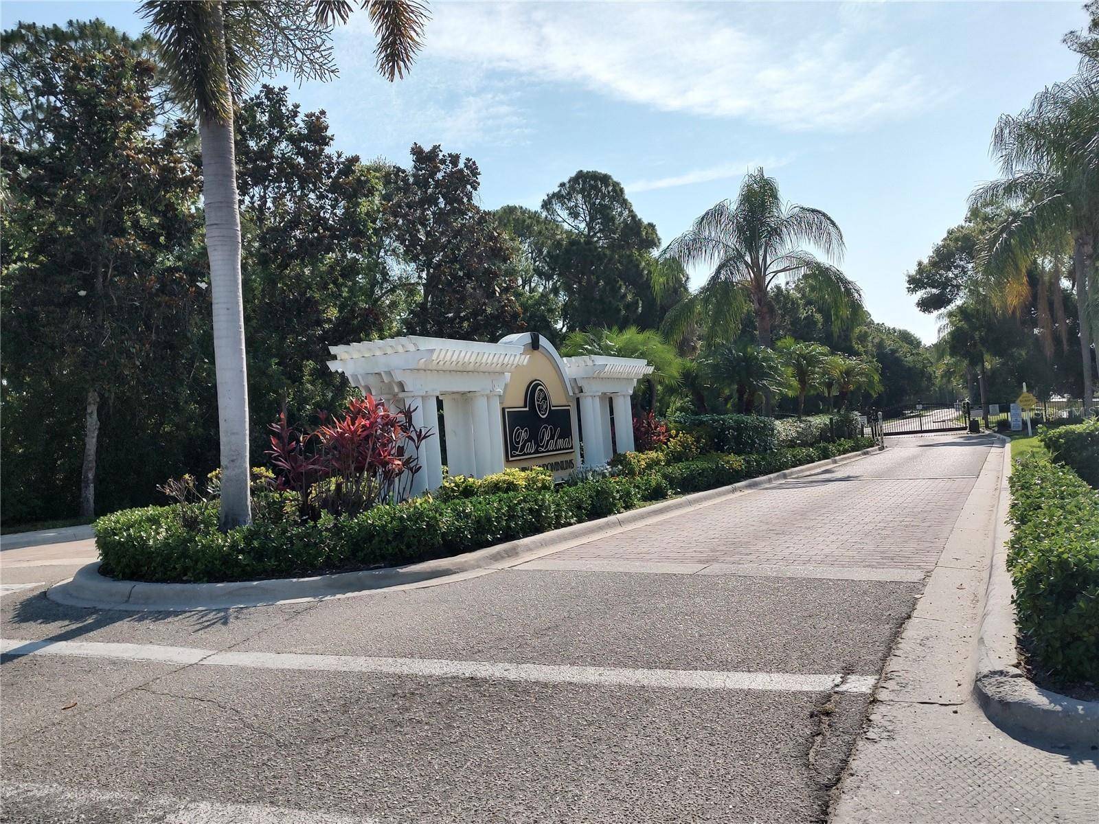 Sarasota, FL 34235,5600 BENTGRASS DR #103