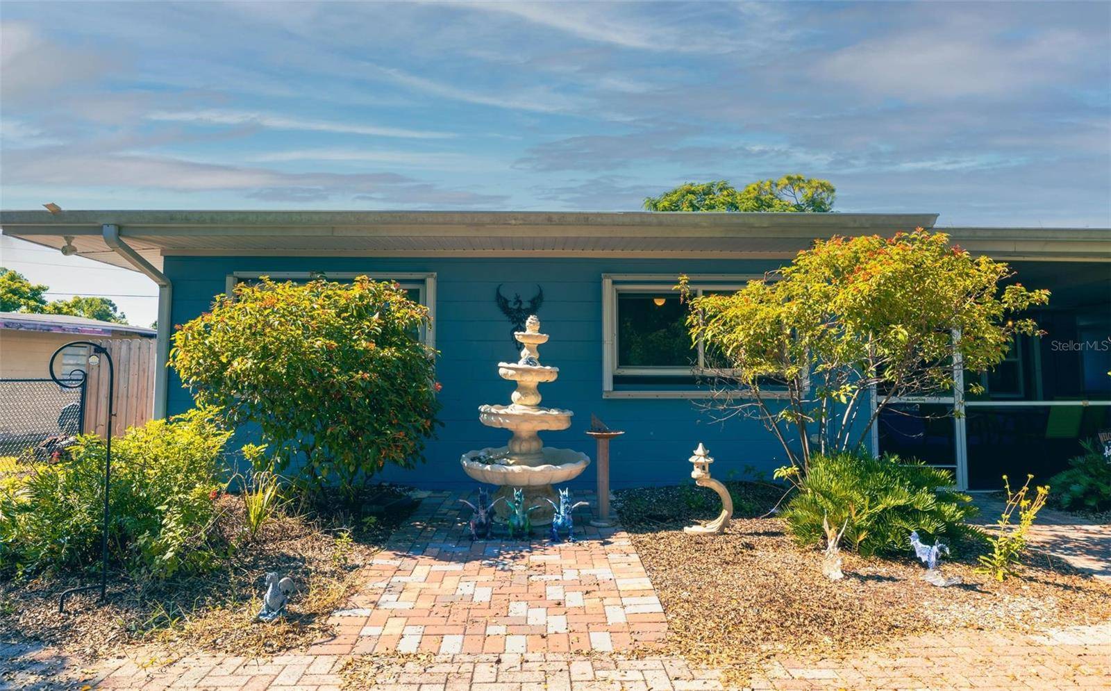 Fort Myers, FL 33907,2142 SUNRISE BLVD