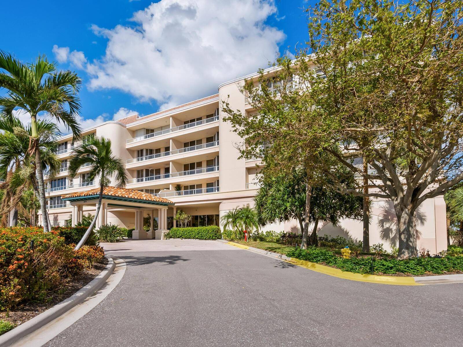 Longboat Key, FL 34228,3070 GRAND BAY BLVD #632