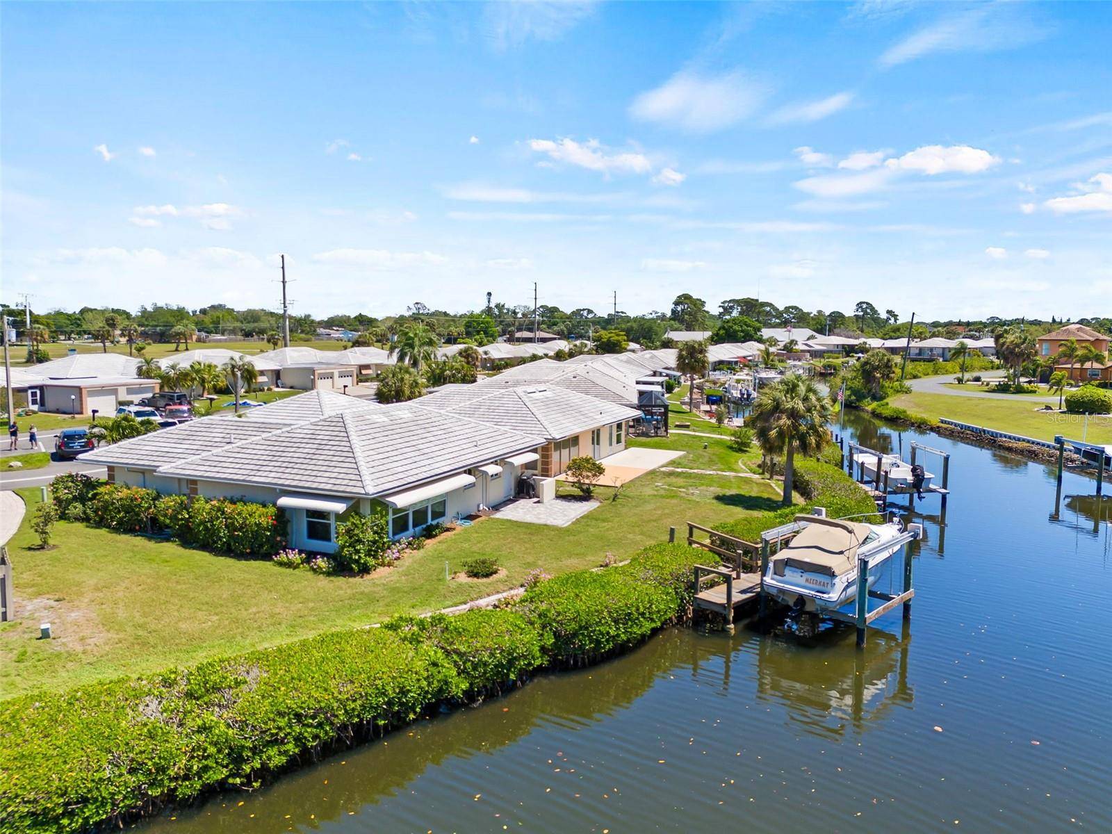 Osprey, FL 34229,117 VILLA DR #117