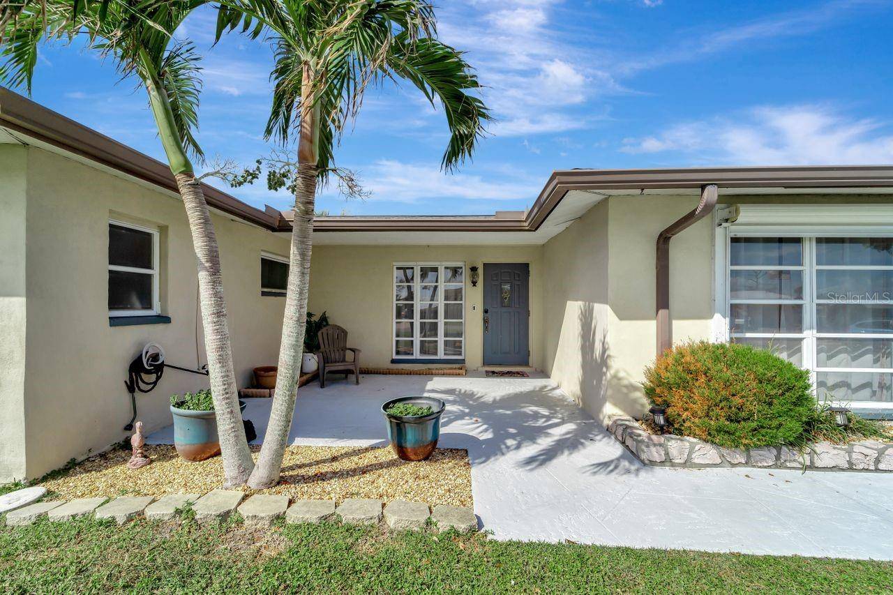 Rotonda West, FL 33947,12 GOLFVIEW RD