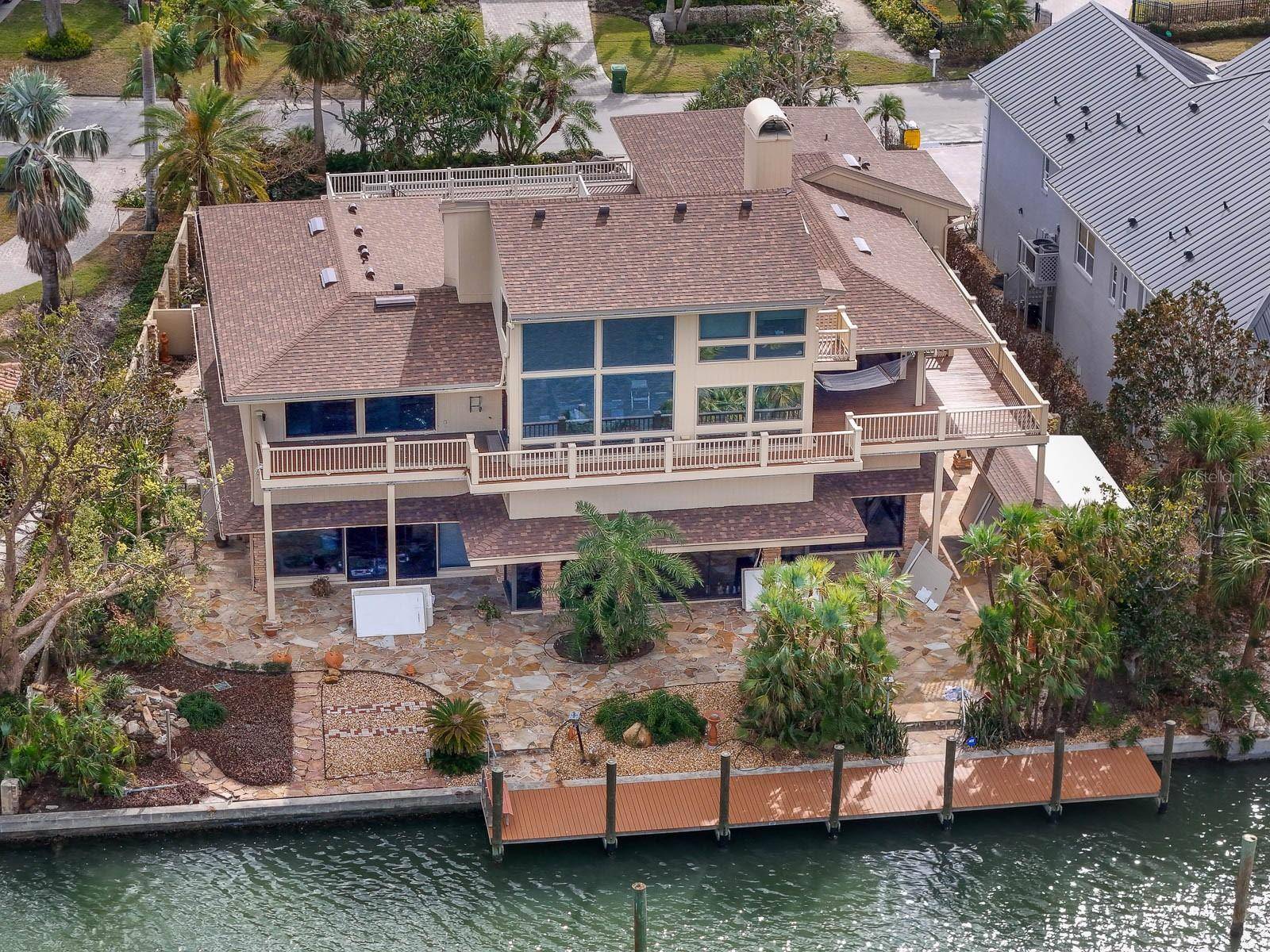 Sarasota, FL 34239,1348 HARBOR DR