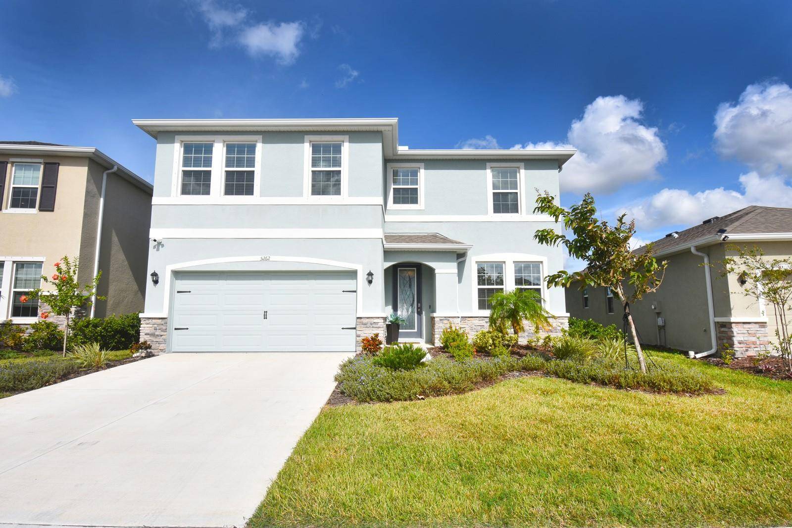 Lakewood Ranch, FL 34211,5262 GROVE MILL LOOP