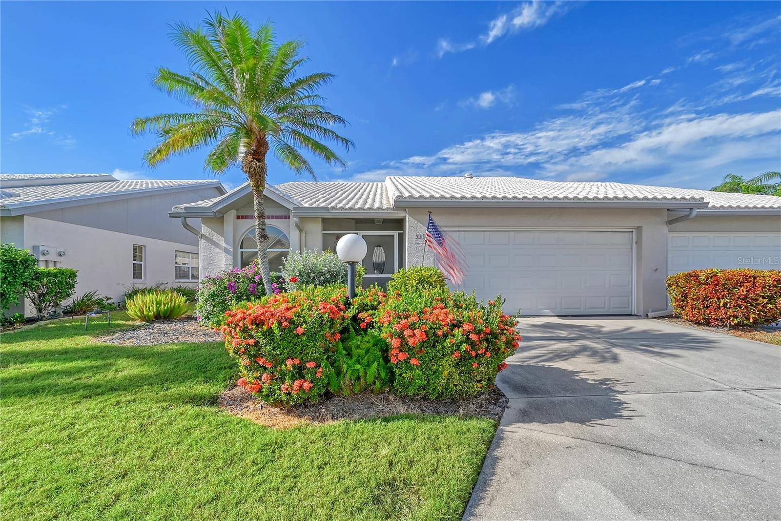 Sarasota, FL 34233,5395 CHRISTIE ANN PL #9