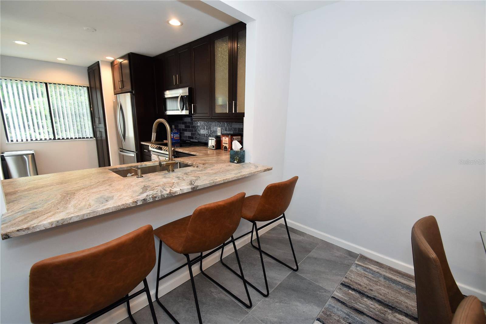 Sarasota, FL 34231,1508 PELICAN COVE RD #GR233