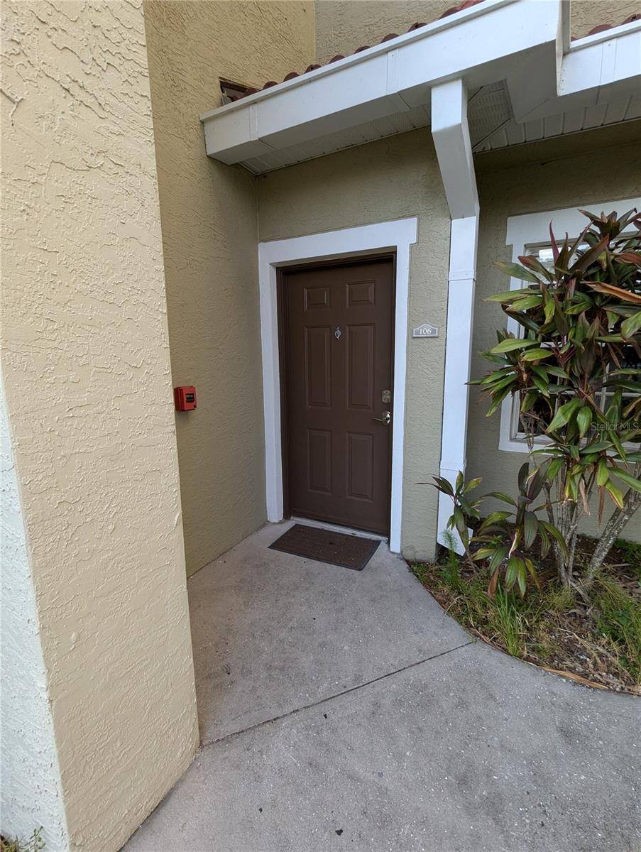 Sarasota, FL 34235,5401 BENTGRASS DR #1-106