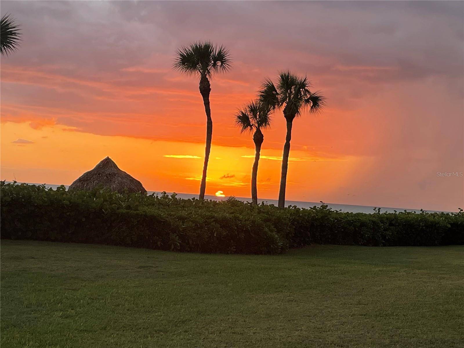 Longboat Key, FL 34228,100 SANDS POINT RD #223