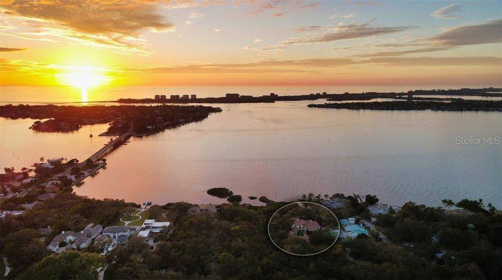 Sarasota, FL 34239,3000 SOUTHWEST DR