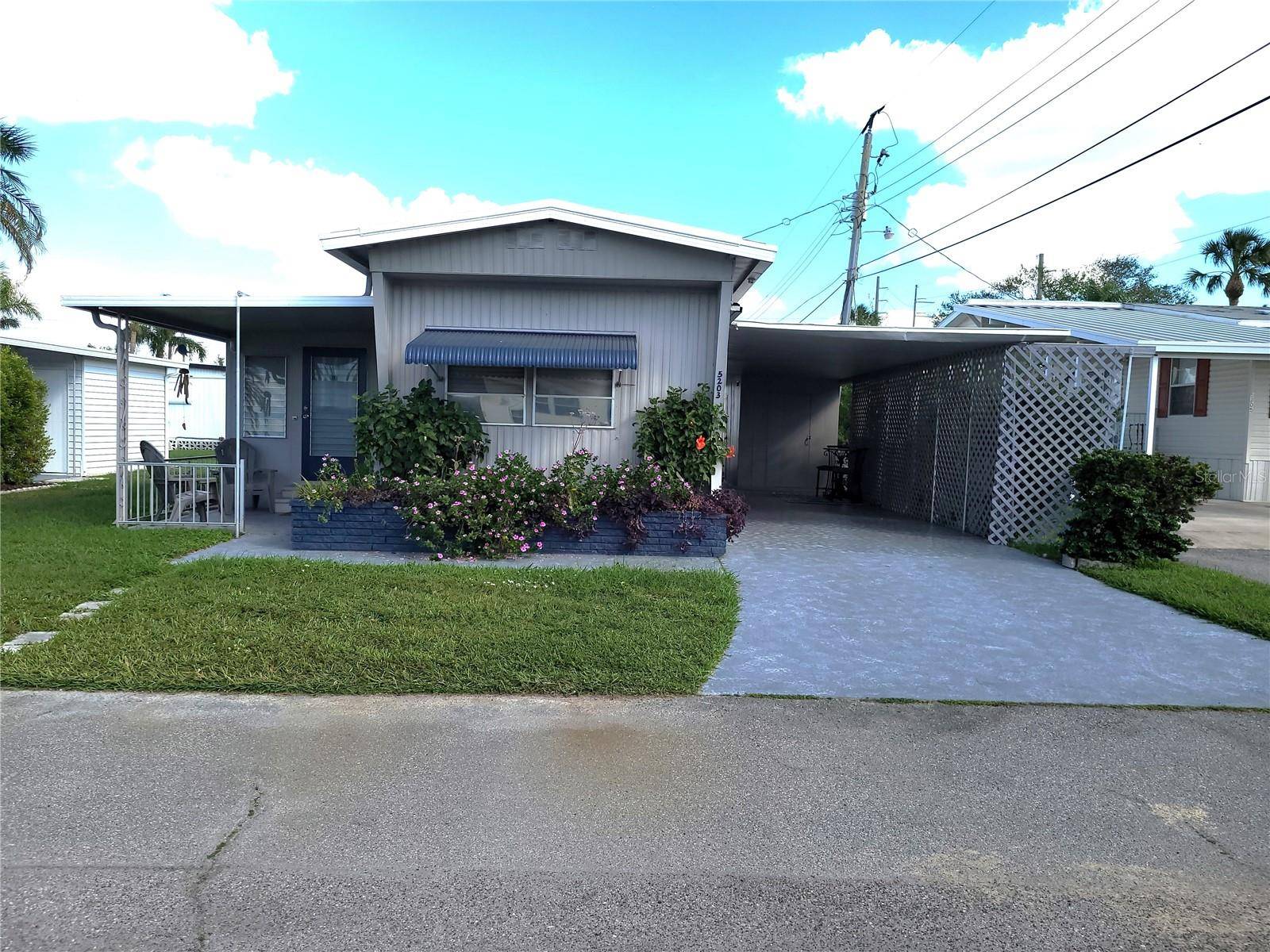 Bradenton, FL 34203,5203 7TH C ST E