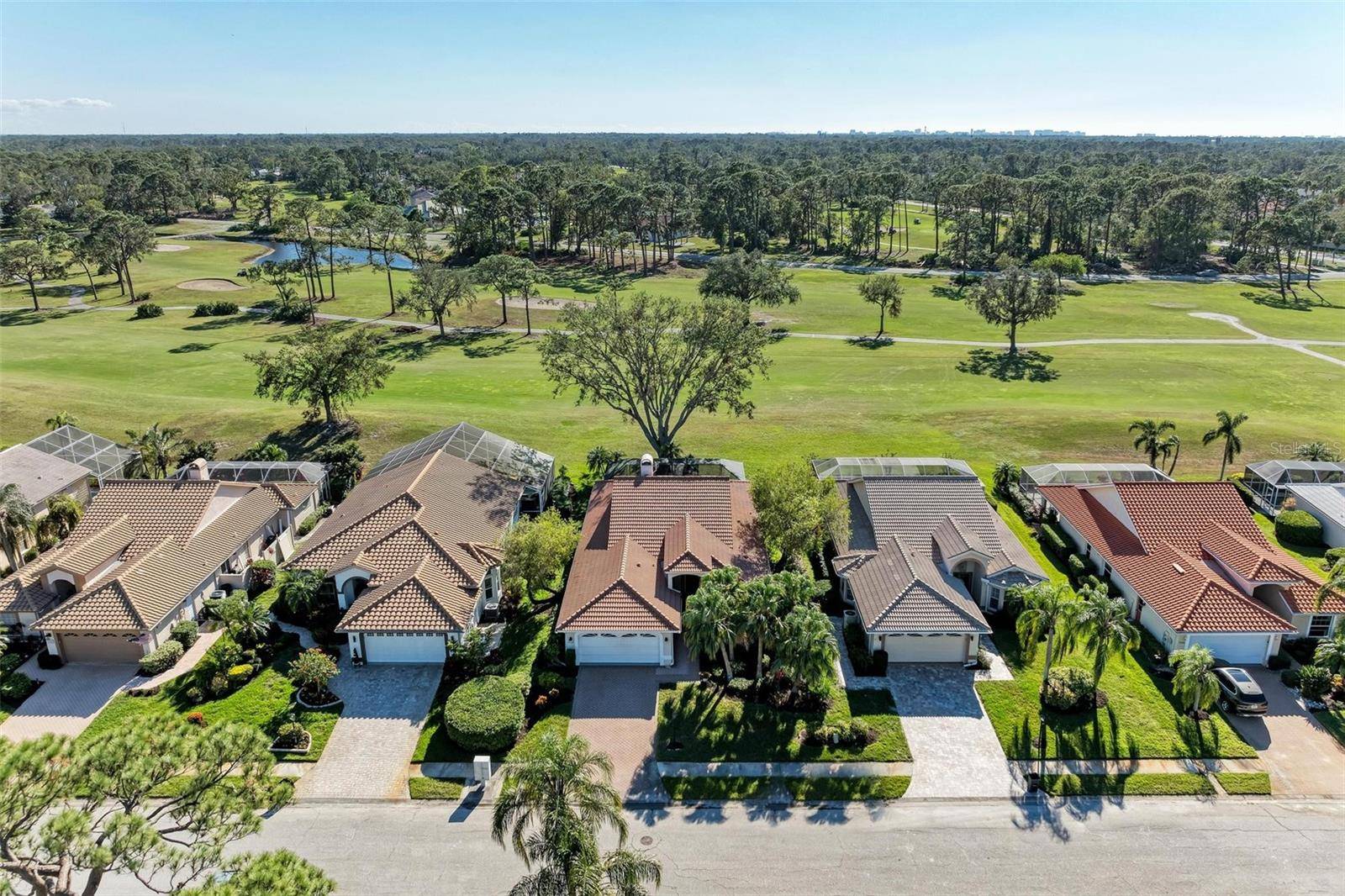 Sarasota, FL 34243,7554 FAIRLINKS CT