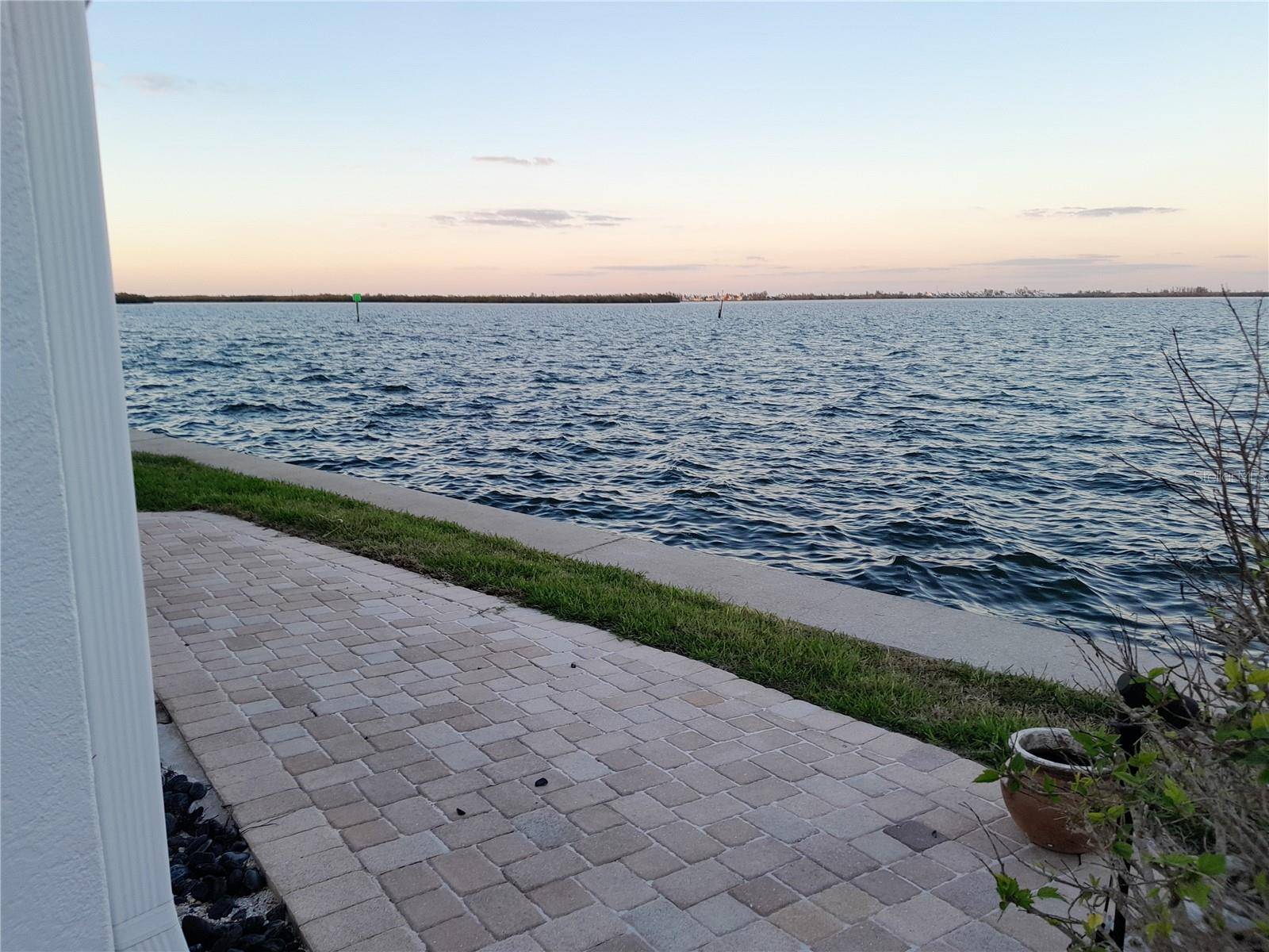 Longboat Key, FL 34228,957 SPANISH DR N