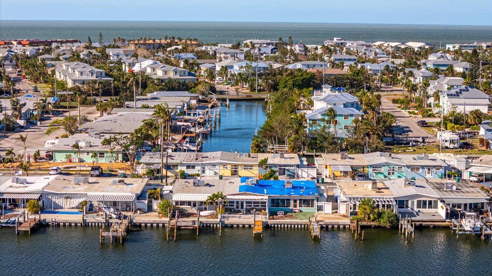 Holmes Beach, FL 34217,19 SEASIDE CT
