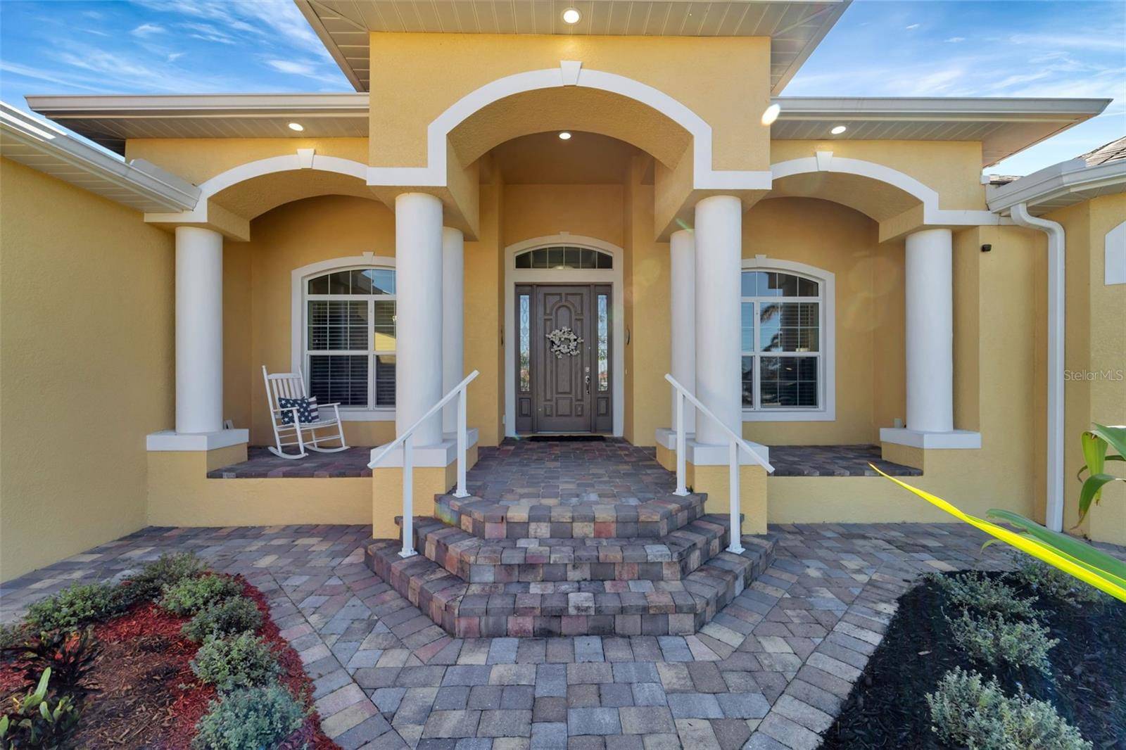 Port Charlotte, FL 33952,118 CREEK DR SE