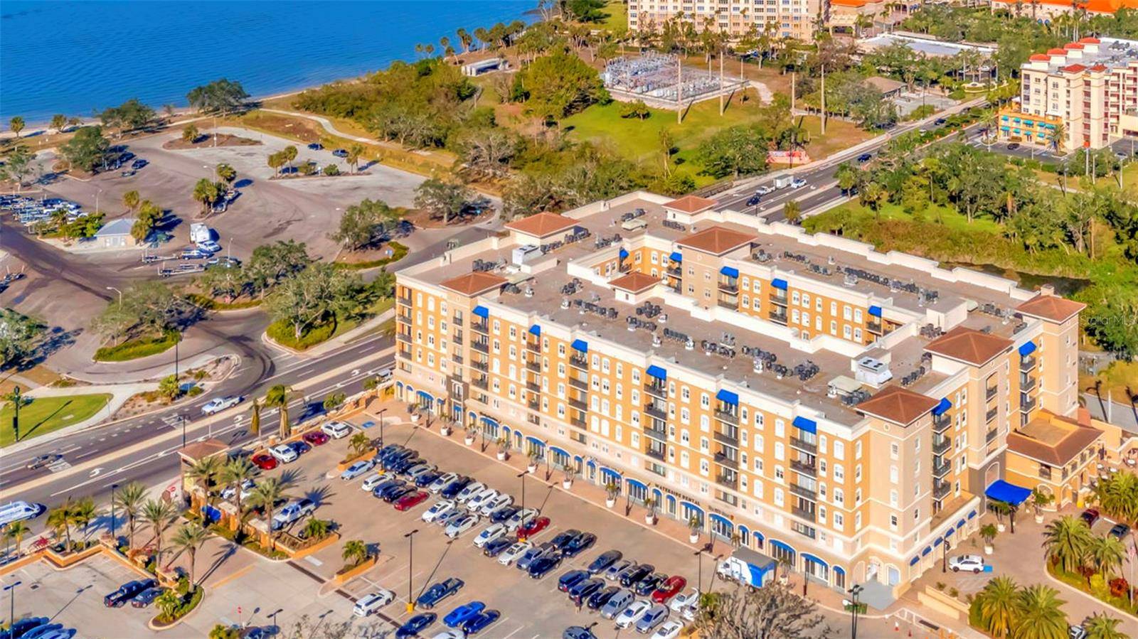 Sarasota, FL 34236,1064 N TAMIAMI TRL #1123