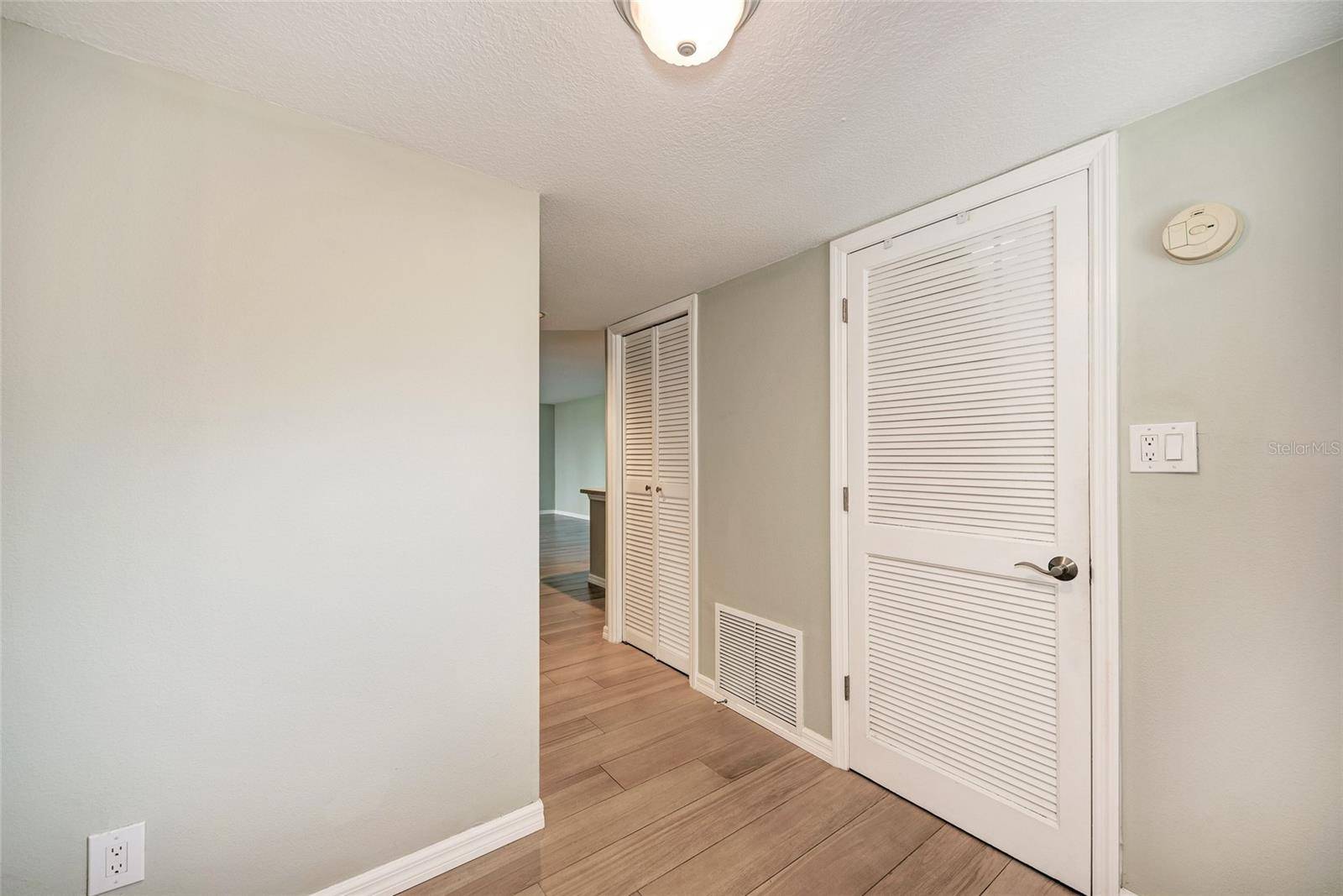 Sarasota, FL 34242,4660 OCEAN BLVD #G1