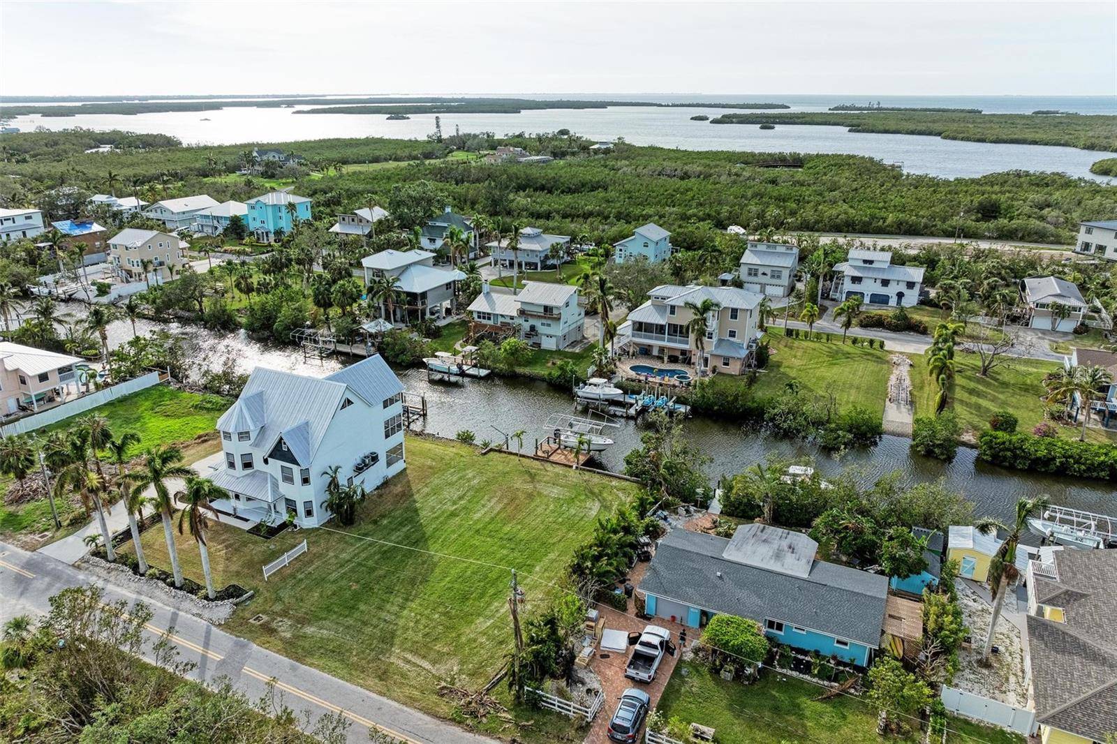 Terra Ceia, FL 34250,1827 BAYSHORE DR