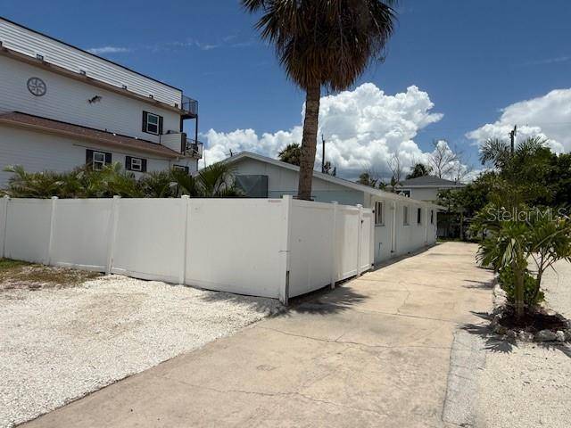 Bradenton Beach, FL 34217,2909 GULF DR #A