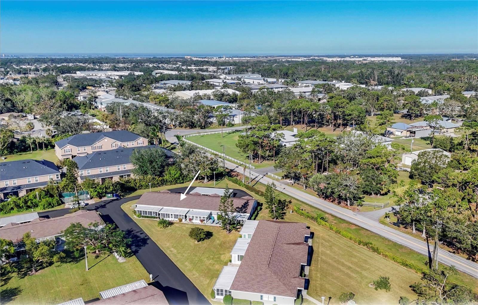 Sarasota, FL 34234,2431 GOLF COURSE DR #703