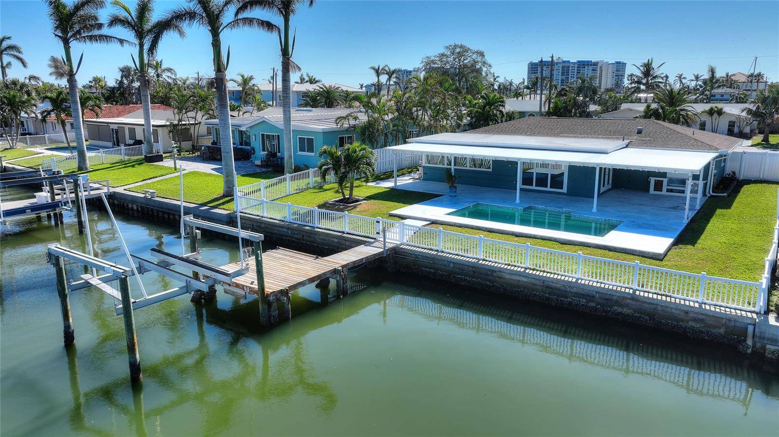 Treasure Island, FL 33706,8 ISLAND DR