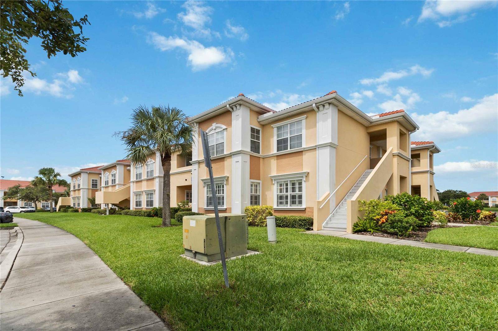 Sarasota, FL 34237,1015 VILLAGIO CIR #104