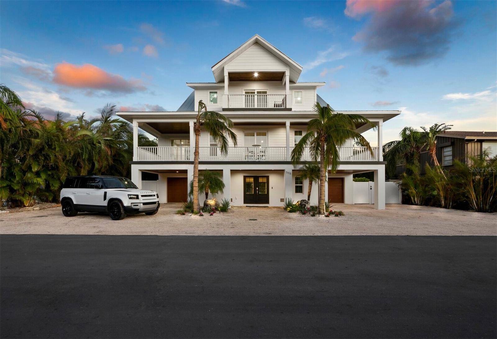 Longboat Key, FL 34228,598 LYONS LN