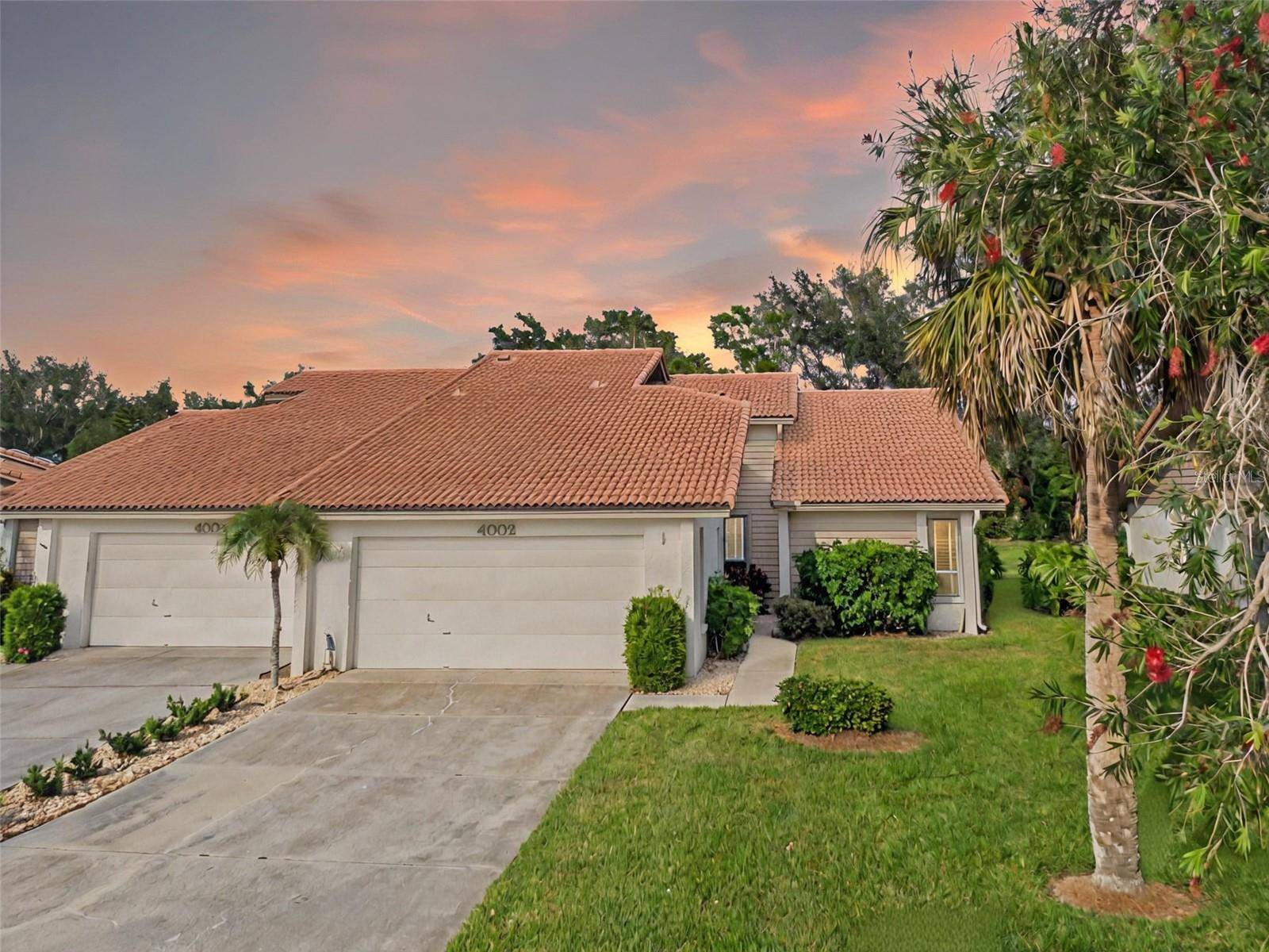 Sarasota, FL 34238,4002 WILSHIRE CIR E #90
