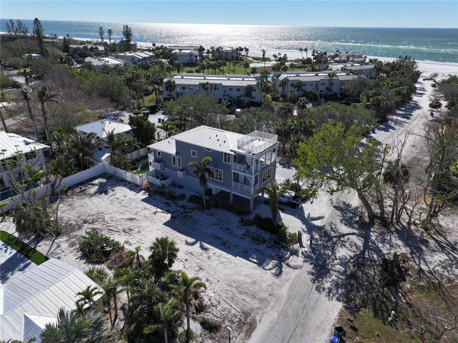 Longboat Key, FL 34228,321 NORTH SHORE RD #LOT ONLY