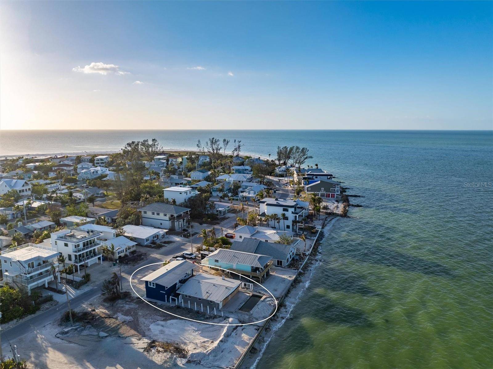 Anna Maria, FL 34216,871 N SHORE DR